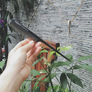 lược chuôi nhọn chia tóc termax 814
