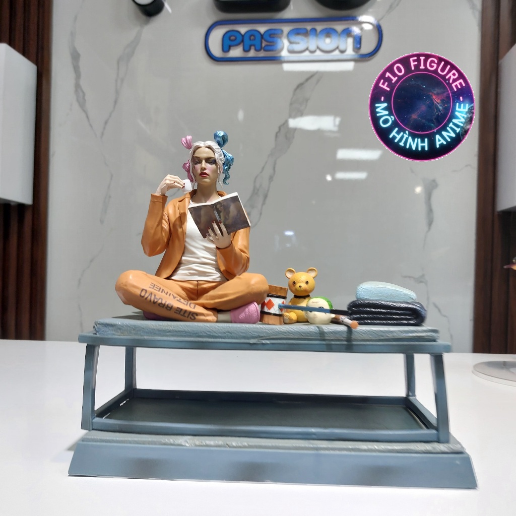 Mô Hình Harley Quinn JOKER ngồi ghế -  Mô hình Harley Quinn JOKER ngồi ghế cao 23cm