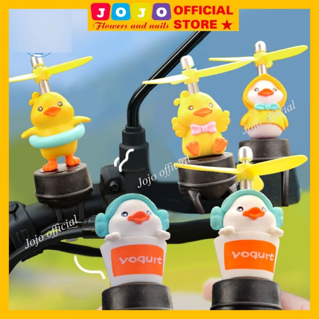 [TẶNG MIẾNG DÁN] Jojo's Đồ chơi Vịt nhỏ màu vàng dễ thương có cánh quạt trang trí xe máy,xe đạp điện