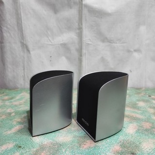 Loa vệ tinh microlab (loa con)
