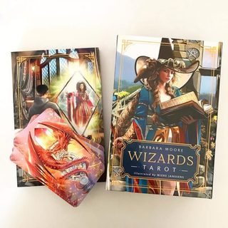 Bộ bài bói Wizards Tarot by Barbara Moore cao cấp