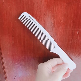 Lược cắt tóc nam thiết kế cong răng để cắt form termax 719