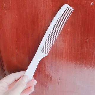 Lược cắt tóc nam thiết kế cong răng để cắt form termax 719