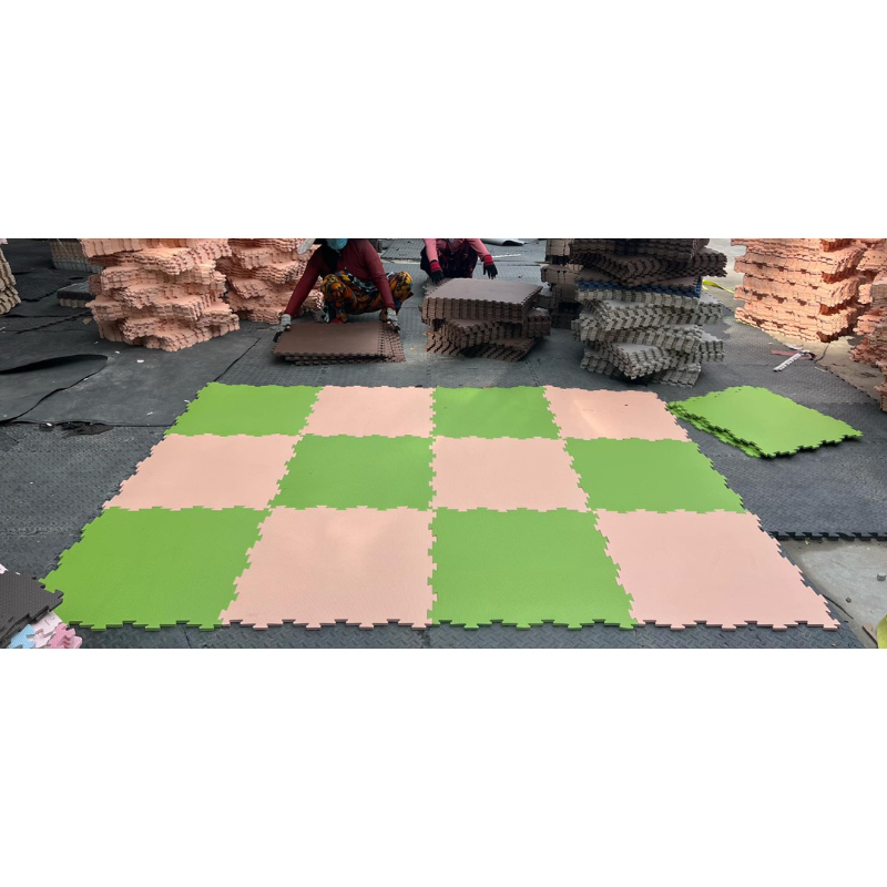 Thảm xốp lót sàn màu vàng, xanh lá, kem 60x60x1cm