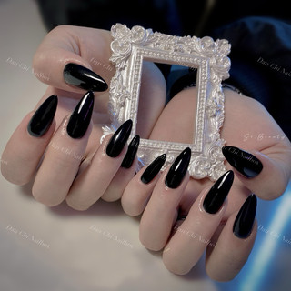 NailBox móng úp thiết kế sẵn Mẫu Đen Trơn Nhám- Bóng