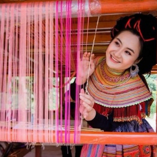 Khuyên tai dân tộc người Mông, Dao SaPa