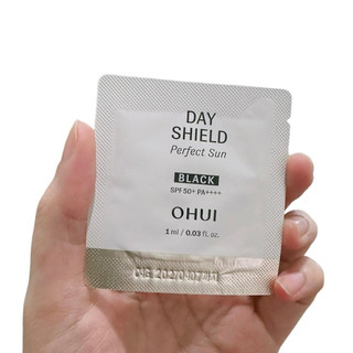 GÓI KEM CHỐNG NẮNG OHUI BẢO VỆ DA 1ML