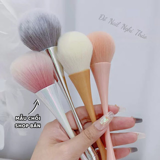 Chổi phủi bụi nail cán dài Nghi Thảo Official