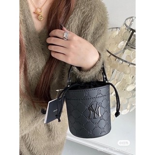 Túi trụ đeo chéo ML.B monogram fullbox
