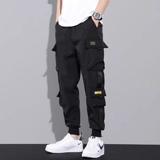 Quần dài jogger phối túi hộp kèm dây tag vàng chất kaki dày dặn ống bo đứng form kiểu dáng hiphop năng động