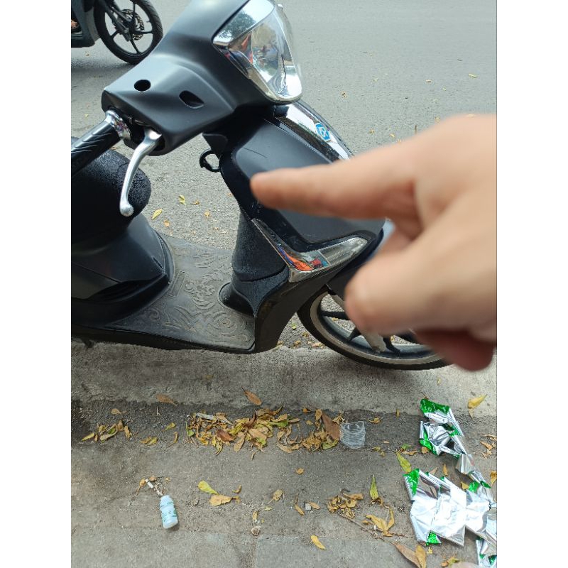 nẹp yếm trước liberty ABS, lẹp yếm xe liberty đời mới iget ABS