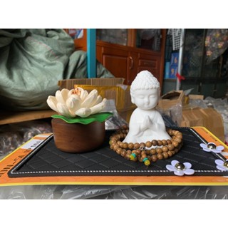 Set tượng Phật Như Lai chất liệu gốm sứ ngồi thiền trang trí taplo ô tô, xe hơi - D&A Shop