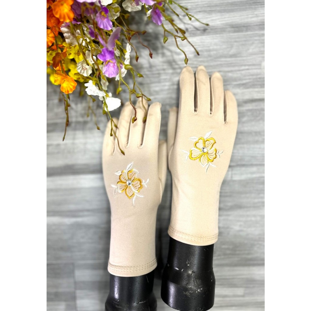 Găng tay đi nắng thời trang nữ, vải poly 2 lớp dày dặn có thêu trang trí và đính cườm xinh xắn