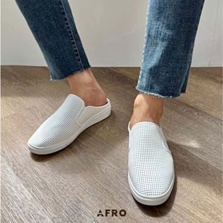 Sục thể thao nam da lỗ Hàn Quốc (2 màu) 8395