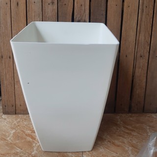 Chậu vuông trồng cây cảnh cao 39cm x 24cm