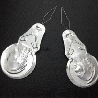 Dụng cụ xỏ chỉ kim loại (2 chiếc) #010105