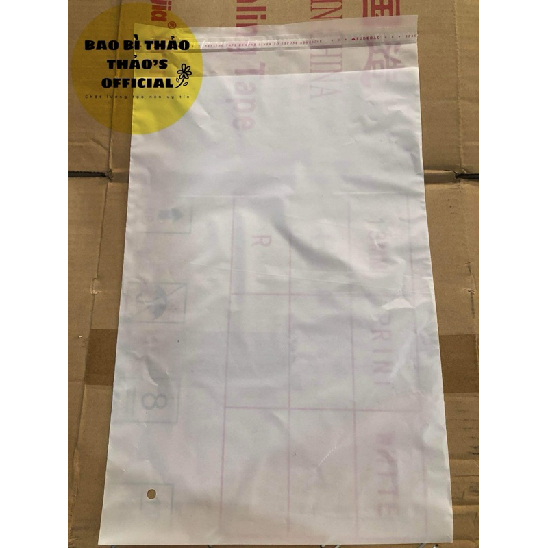 Túi HD mờ băng keo dán miệng có lỗ thông hơi (đóng gói quần áo, giày dép thời trang) 1KG