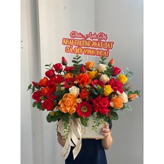 Giỏ hoa sáp tặng in tag lời chúc theo yêu cầu.. size 400.