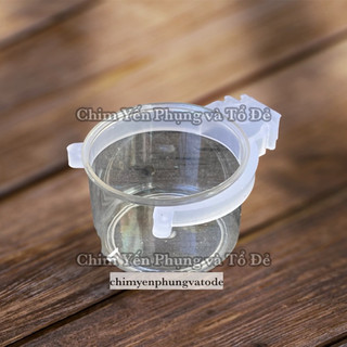 1 cóng nhựa (đựng thức ăn, nước uống, vitamin, khoáng) cho chim cảnh (có vòng gài)