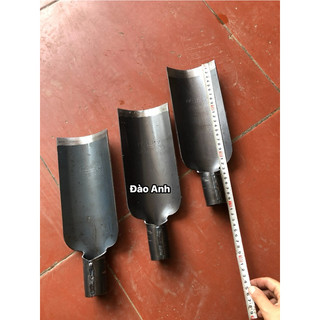 Thuổng đào đất bấng cây chắc khoẻ