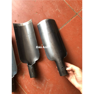 Thuổng đào đất bấng cây chắc khoẻ