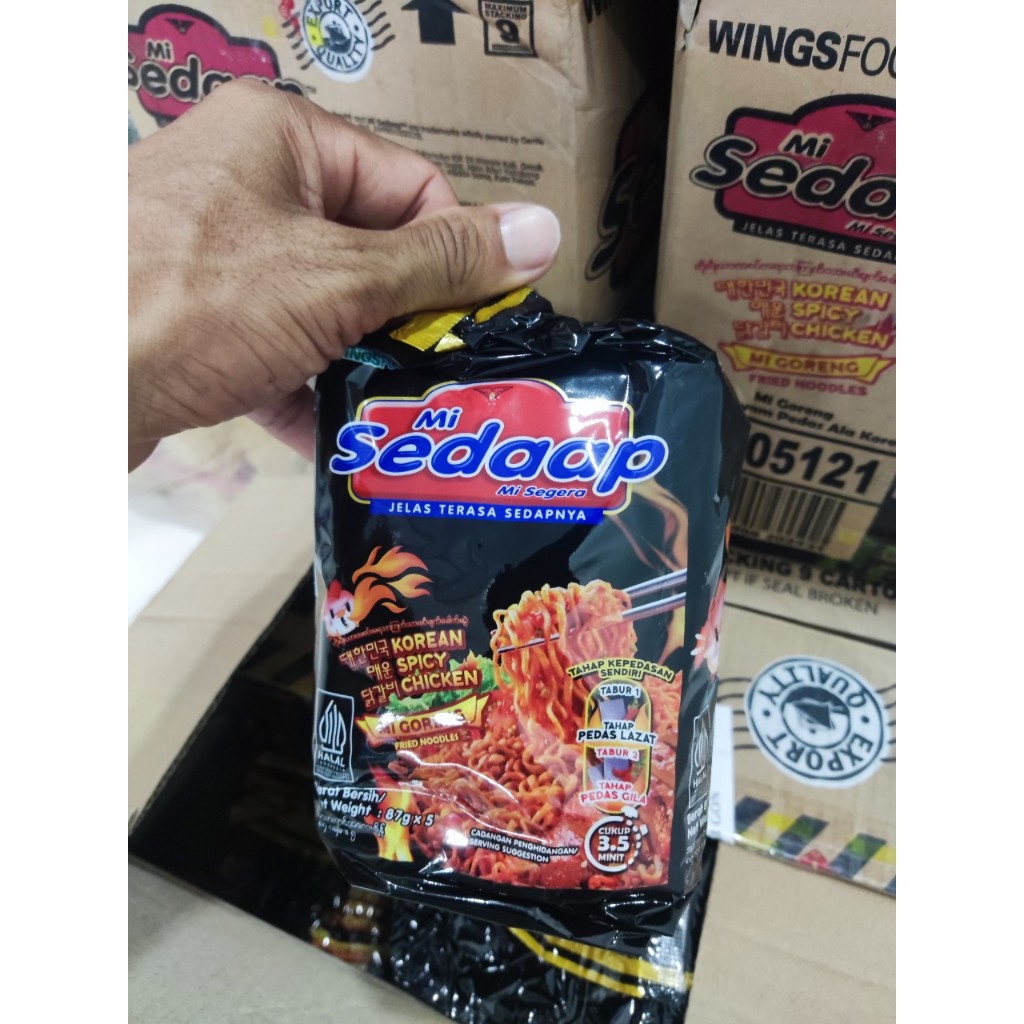 Mì Sedaap vị Gà Cay - Thùng 40 gói 87g
