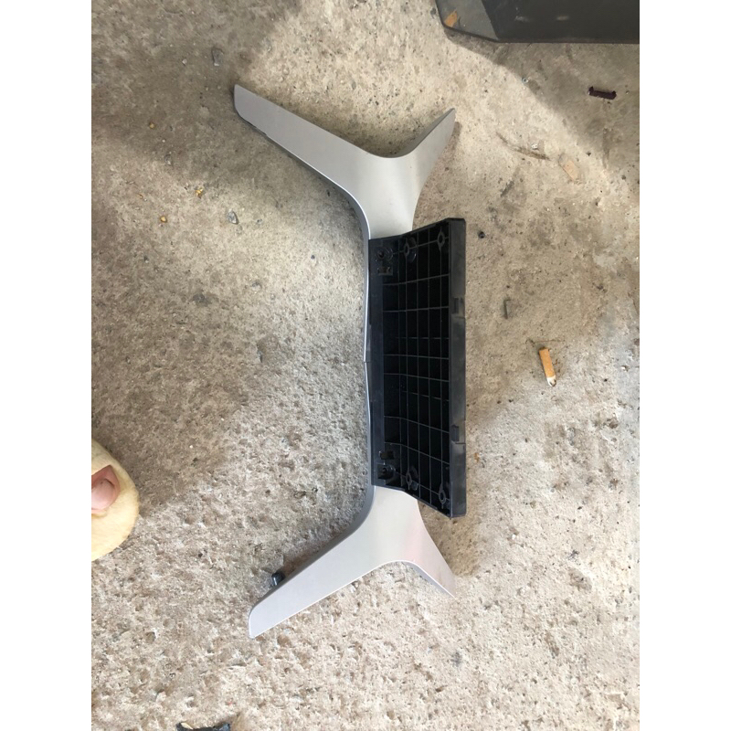 Chân tivi Panasonic 32inch