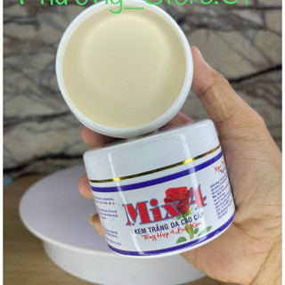 Kem trắng da body bông hồng mix 4