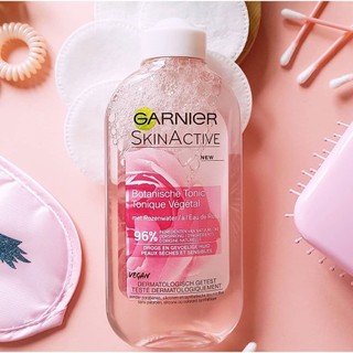 Nước Hoa Hồng Garnier Skin Active 200ml
