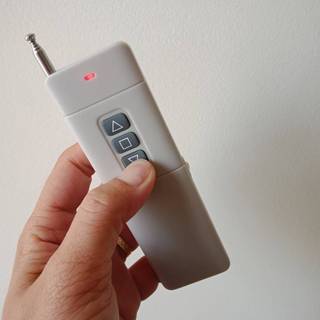 Remote 3 nút điều khiển đảo chiều thiết bị điện