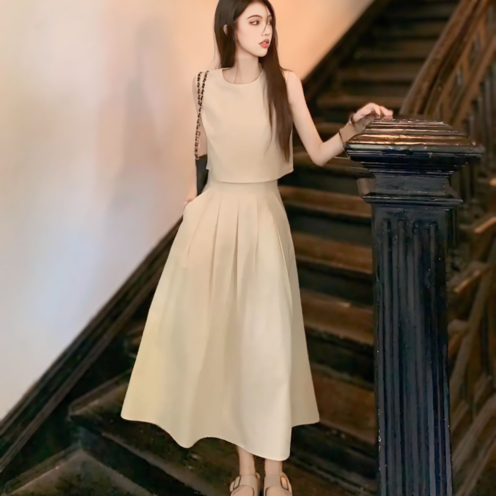 Set Váy CROPTOP áo không tay kèm chân váy xếp ly dài 85cm chất thô hàn mềm mát có ảnh thật | BigBuy360 - bigbuy360.vn