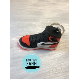 Móc khoá giày sneaker