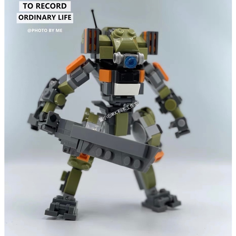 Tương thích với LEGO Titanfall mecha BT7274, các khối xây dựng hình nhỏ có thể điều khiển được MOC