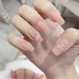 Nailbox Nuna móng úp thiết kế nail box tráng gương đính gấu và buom . hàng sẵn có now ship