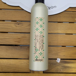 Gôm xịt giữ nếp trung bình Davines More Inside This Is A Medium Hold Hairspray 400ml