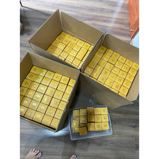 kem mụn Victoria