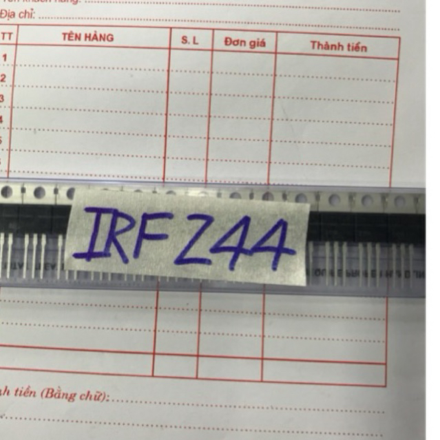 5 con MOSFET IRFZ44 kênh N