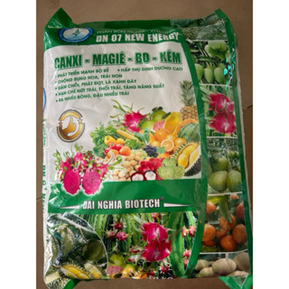 Phân bón vi lượng CANXI MAGIÊ BO KẼM BAO 10KG của Đại Nghĩa phát triển mạnh bộ rễ, đâm chồi, phát đọt, lá xanh dày,