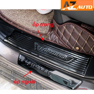 Ốp Bậc Cửa, Nẹp Bước Chân Fortuner 2017-2024 Trong, Ngoài Vân Titan Cao Cấp Nhất