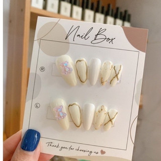 nail box móng úp màu trắng đính gấu thạch vẽ gel metan gương