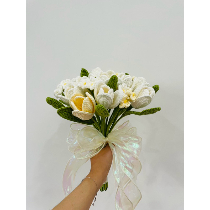 Bó hoa cưới bằng len