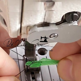 Dụng cụ xỏ kim hình con cá mini gói 5 cái