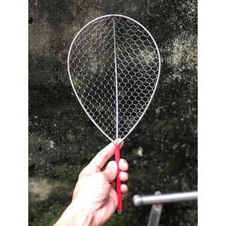 1 chiếc vợt đánh cá inox 15x20cm.