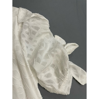 thanh lý đầm trắng size m eo 74 đổ lại