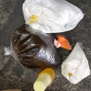 Com bo pha nước rửa chén dạng las 30 lít nước tiện lợi .