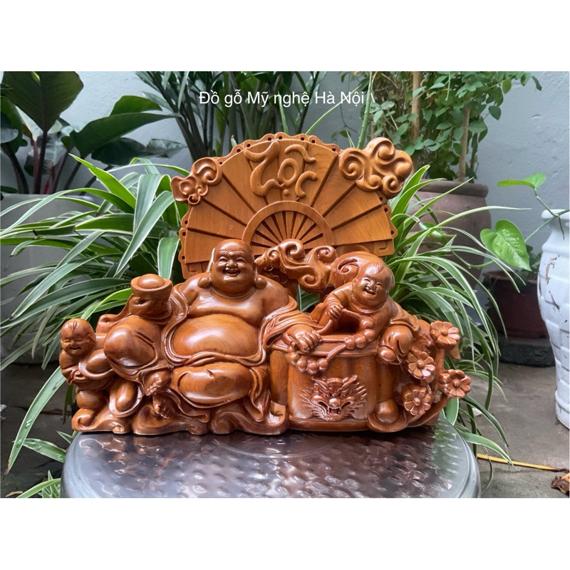 Tượng Phật di lặc gỗ bách