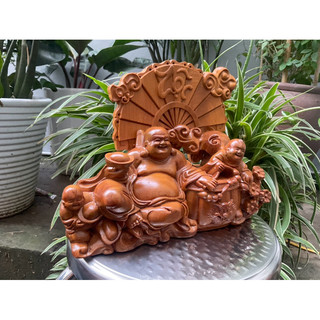 Tượng Phật di lặc gỗ bách