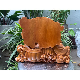 Tượng Phật di lặc gỗ bách