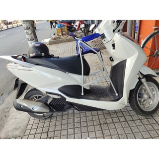 Ghế ngồi xe máy có vòng xếp gọn xe lead