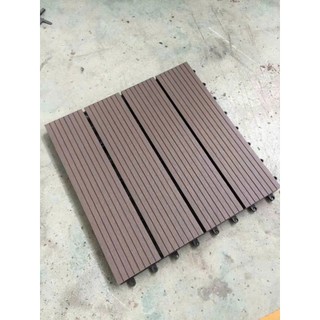 Sàn gỗ nhựa composite lót ban công, sân vườn kích thước 30cmx30cm, chịu nắng chịu nước. Nhận thi công